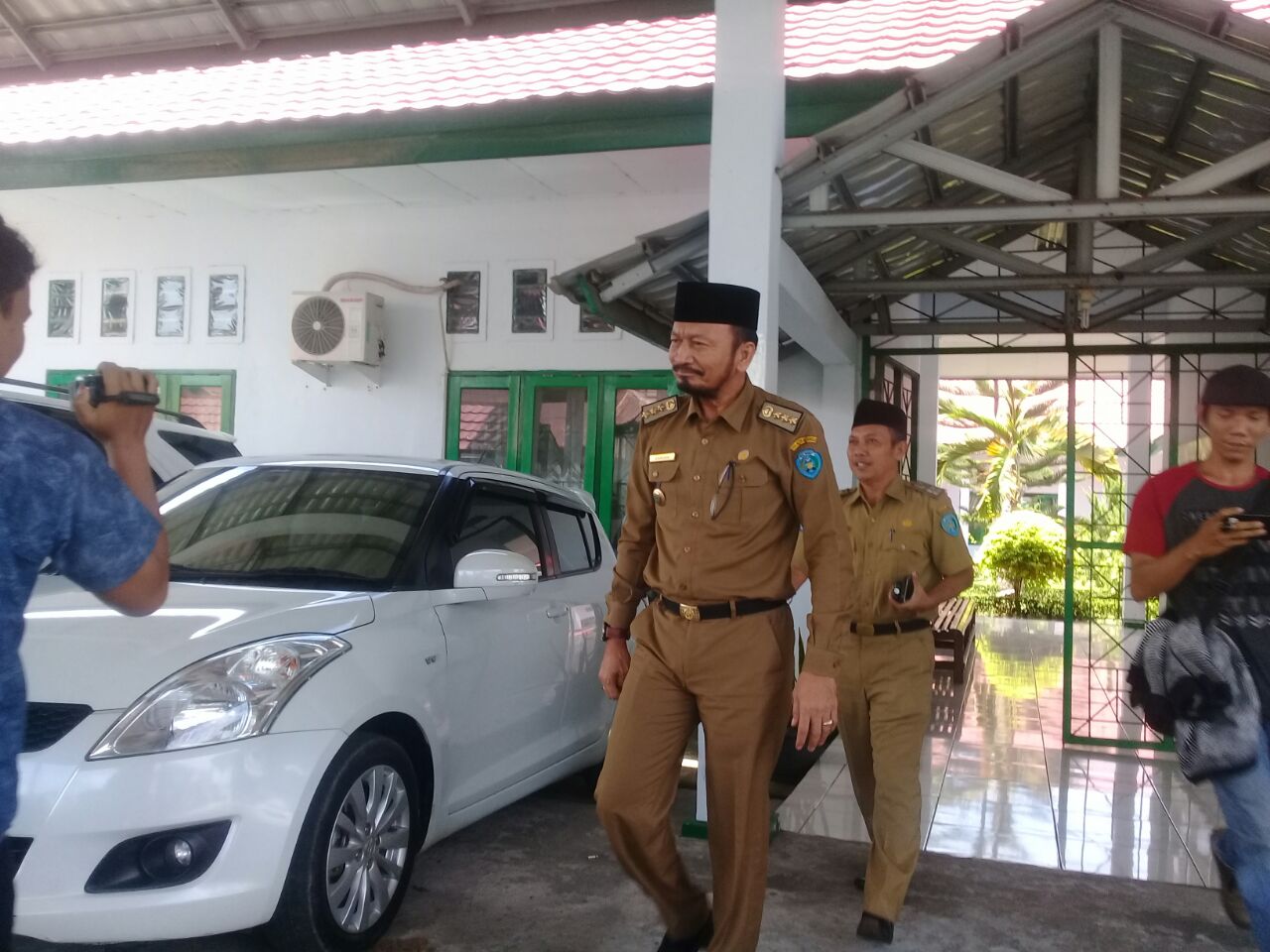 HUKUM