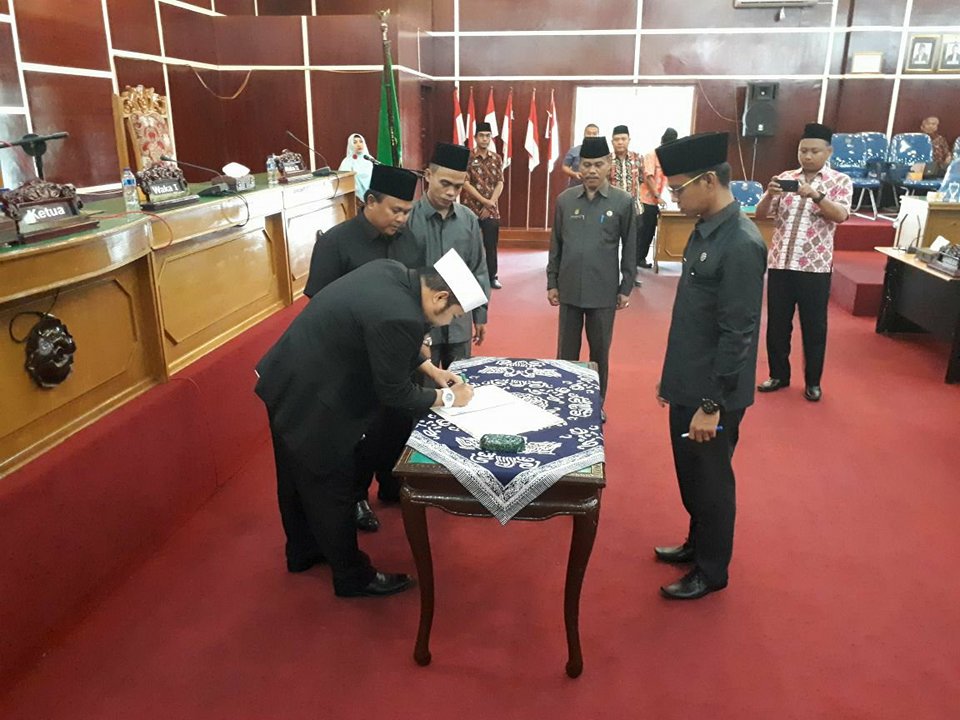 Wali Kota Bengkulu Menandatangani Nota Kesepahaman