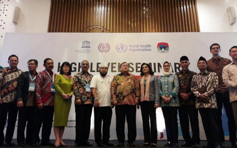 Walikota Bengkulu Helmi Hasan menandatangani Piagam Jaringan Walikota Indonesia Menuju Kota Inklusi