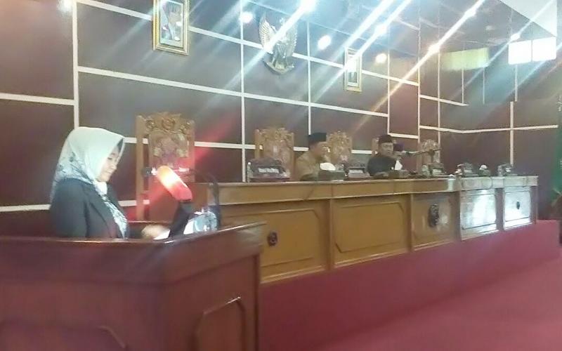 Paripurna Pandangan Umum Fraksi-Fraksi Terhadap Nota APBD-P Tahun 2017