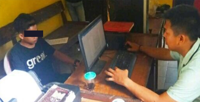 Hukum