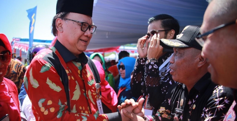 Hukum