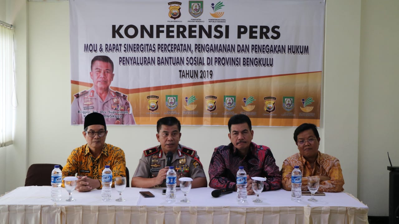 Hukum