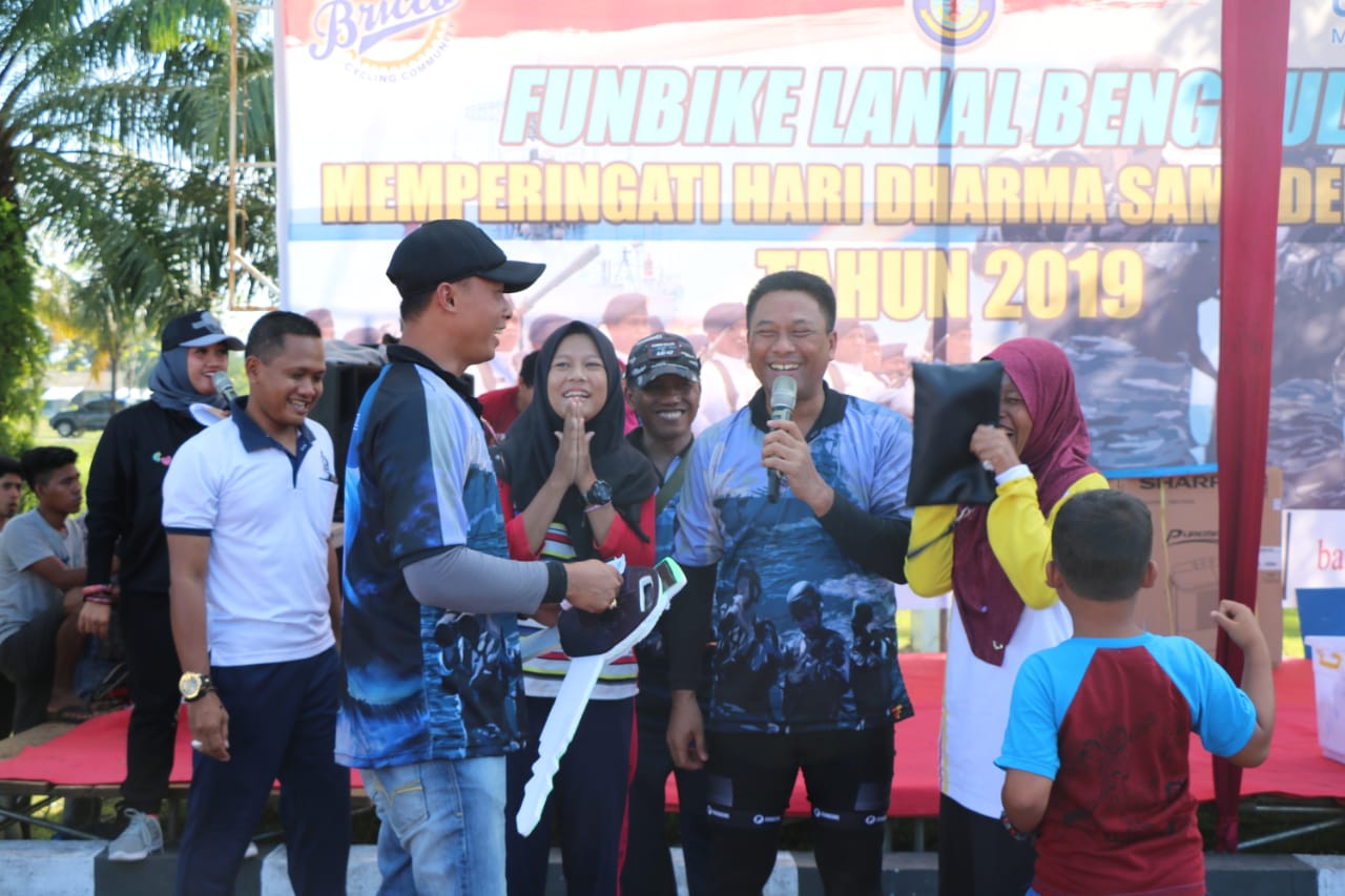 Hukum