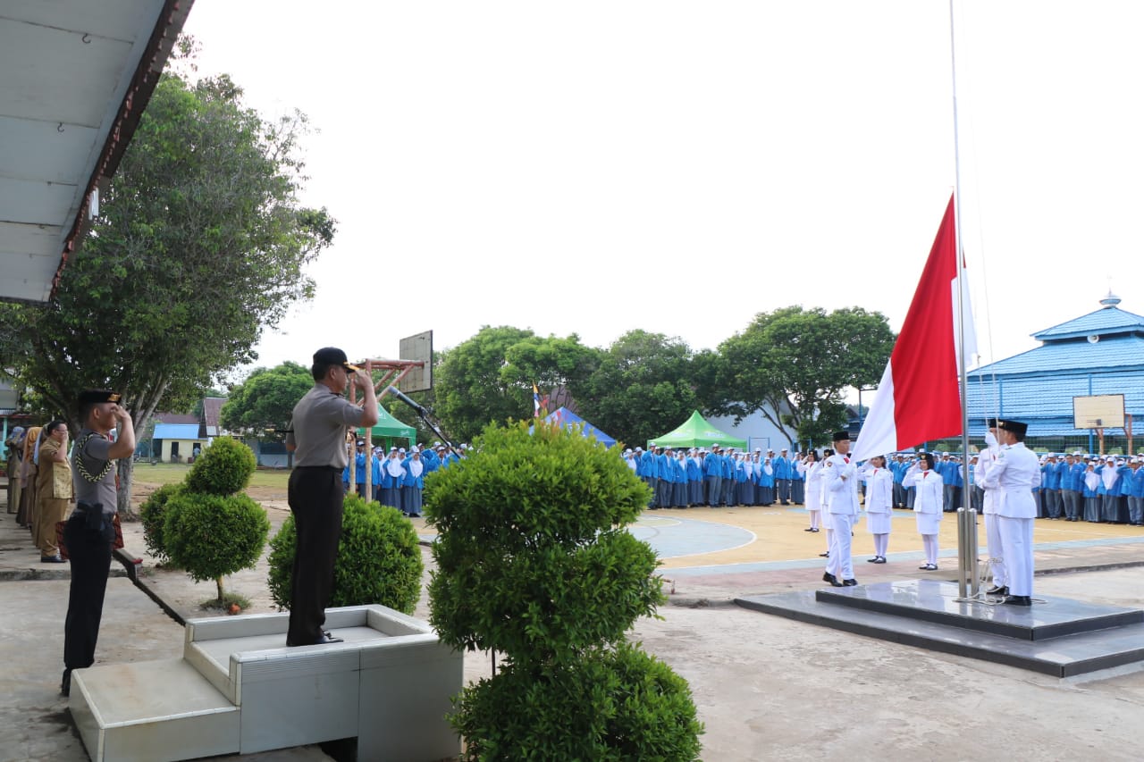 Hukum