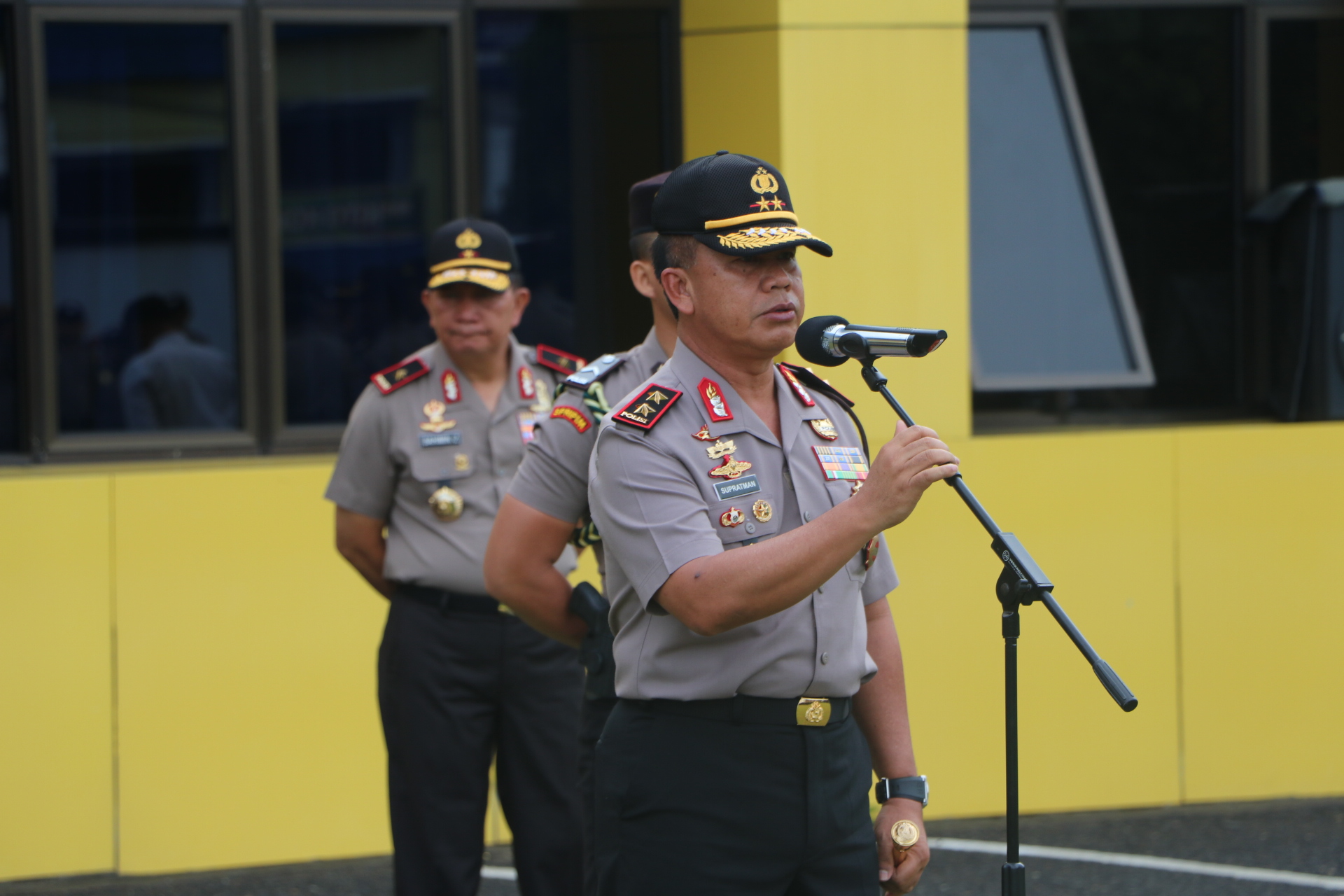 Hukum
