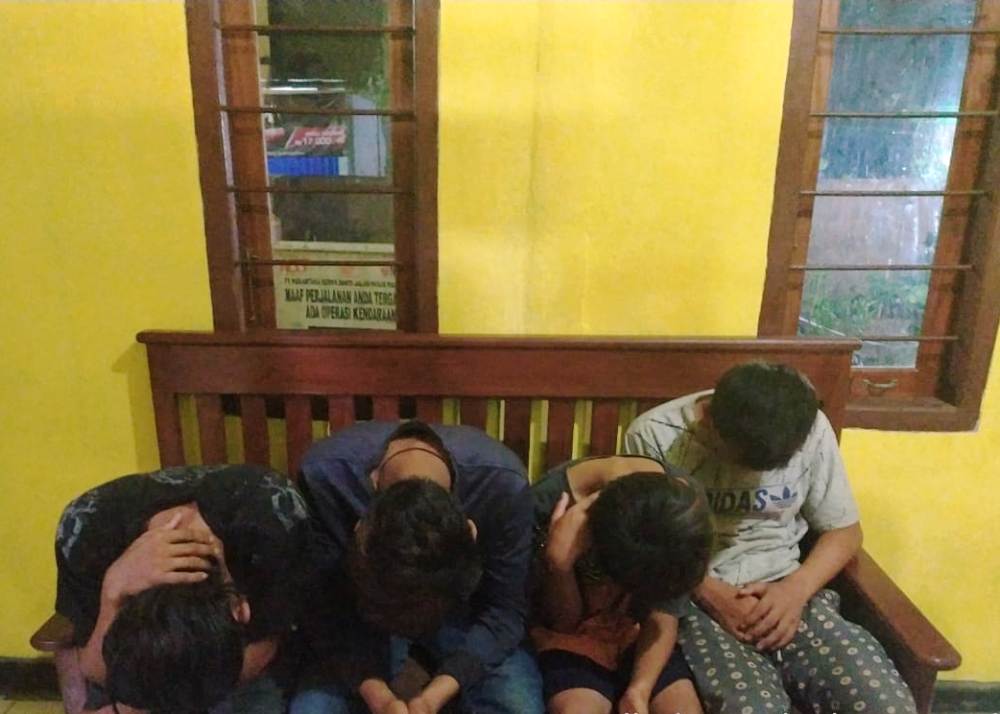Hukum