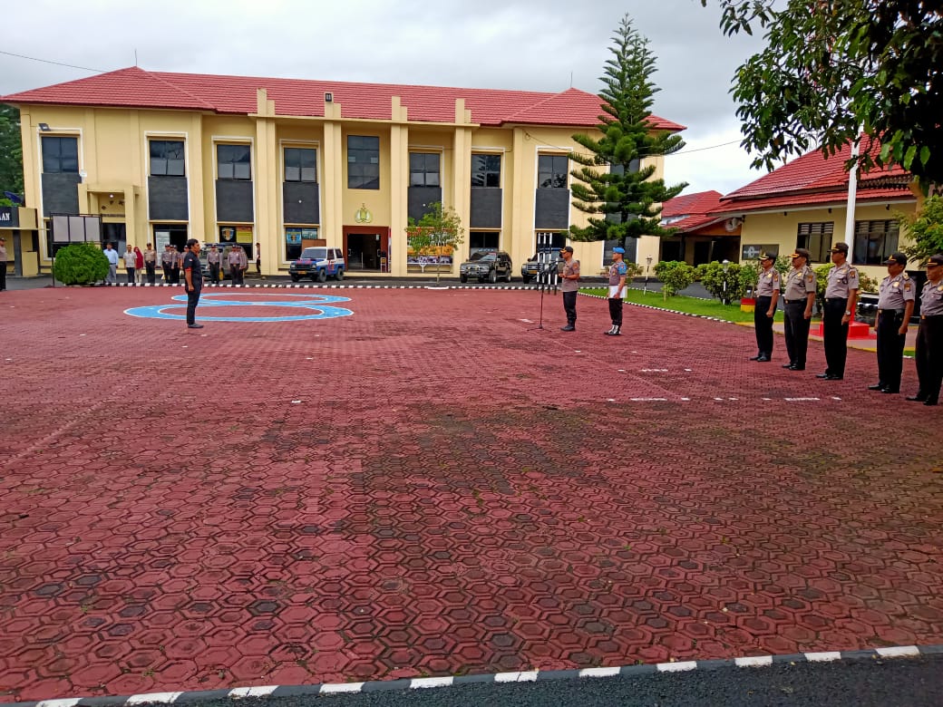 Hukum