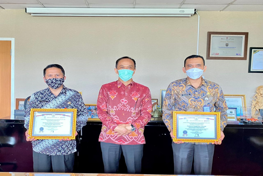 Nasional
