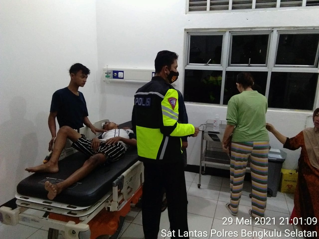 Hukum