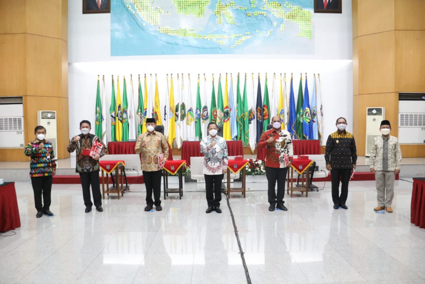 Nasional