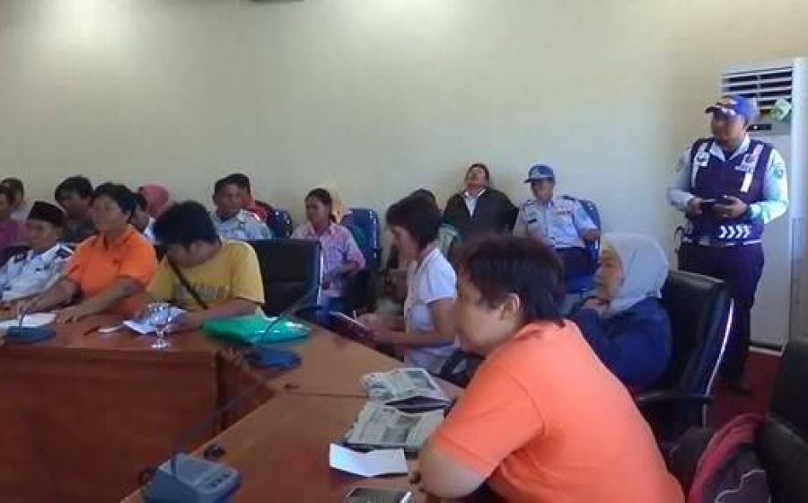 Perwakilan juru parkir menyampaikan aspirasinya