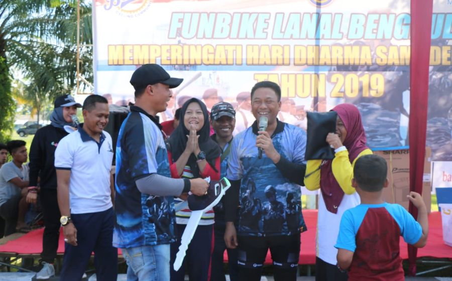 Hukum