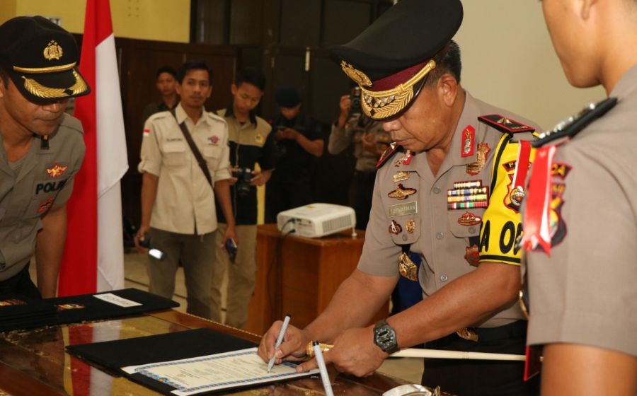 Hukum