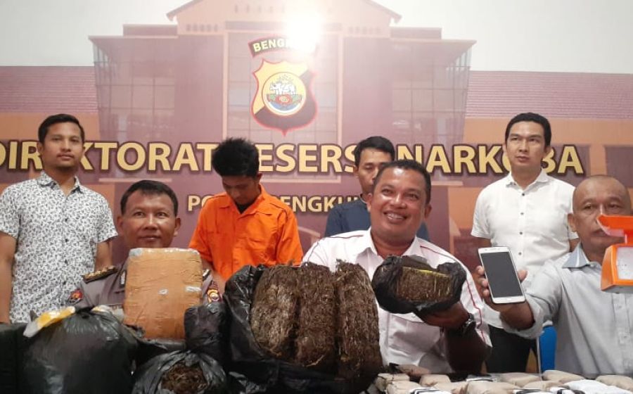 Hukum