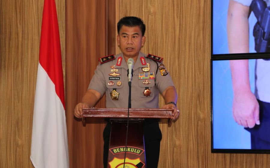 Hukum
