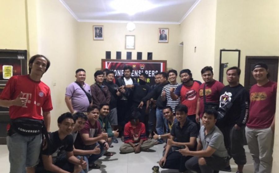 Hukum