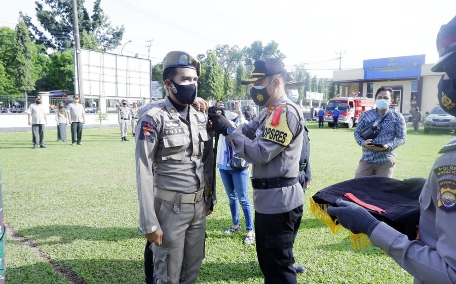 Hukum
